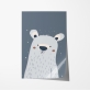 Poster de um urso polar branco adorável, perfeito para decorar o quarto do bebé com um toque aconchegante. 6